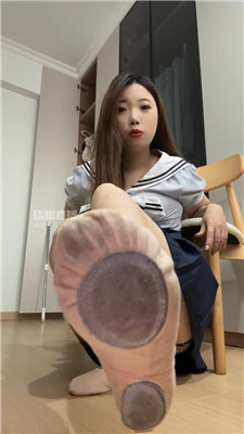 【萱子】鞋柜里的恋臭狗    250805-15