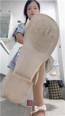 【甜桃】滚进来当马桶    250809-15