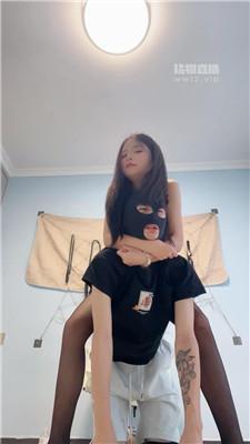 【灵韵大魔王】可爱小主黑丝玩虐 bf56603