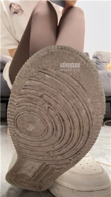 【酒鸽】开发吃屎瑜伽裤白袜空军    250927-13