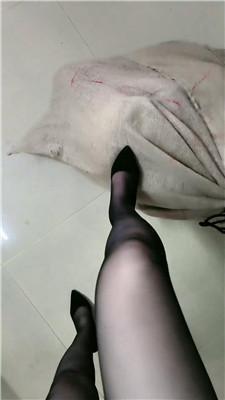 【安心】装麻袋里面虐打 JS250930-15