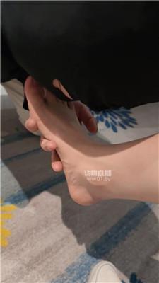 【汀兰】白袜小妹妹羞辱哥哥奴 bf57881