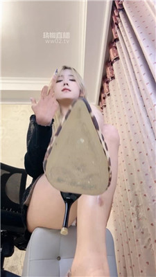 【啊晴】裸足寸止    251024-3