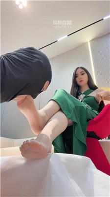 【风吟殿下】沉浸式-玉足深喉踩踏狂舔 bf58961