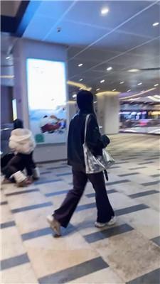 【羽田岁】户外遛狗小骚场【双视角版】 JS251109-53