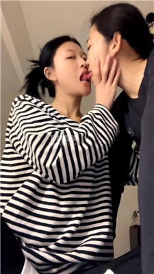 【叉烧饱】S吻调情    251117-3