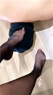 【青岛冰卿】酸臭黑丝脚虐杀 JS251123-23