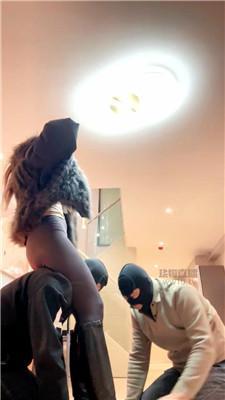 【晨颜】连环抽耳光-白袜气味辱【双视角版】 JS251215-39