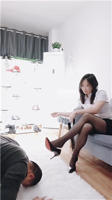 【武汉情侣主】高跟黑丝玩虐骚狗 JS251226-36