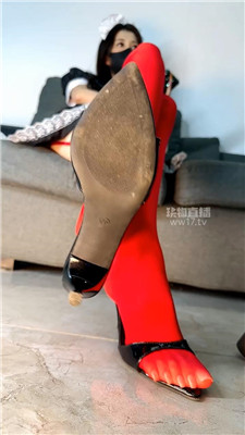 【芊羚儿】红丝白袜裸足    260102-16