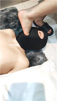 【甜甜】玉足深喉恋足狂舔 JS260109-20