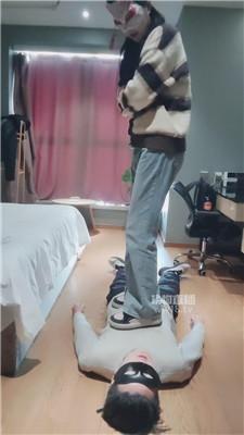 【酒酿丸子】学生主踩踏哥哥 bf60474