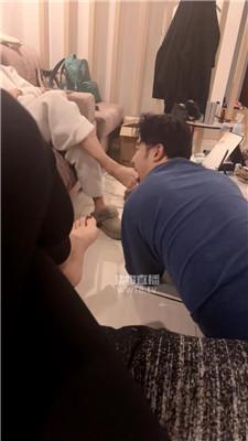 【上海虐人女主】双S-轮流虐脚奴 JS260111-56