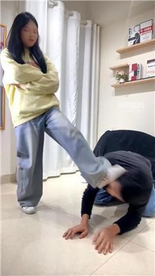 【刘二狗】大一素人爆踹狗头 bf60740