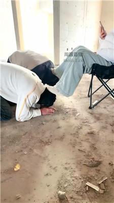 【傲冰】户外工地遛兄弟奴【下】 JS260125-40