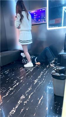 【欣婷Sama】KTV暴揍场 bf60939