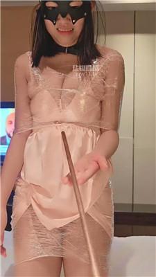 【靴嘉倪】保鲜膜捆小三母狗 JS260207-36