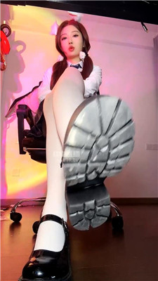 【司宁青】小皮鞋白丝裸足灯    260209-18