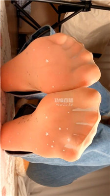 【乔乔在这里】守护婊子女友禁S    260224-14