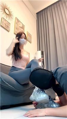 【楚楚】健身女神原味鞋袜辱 JS260303-23