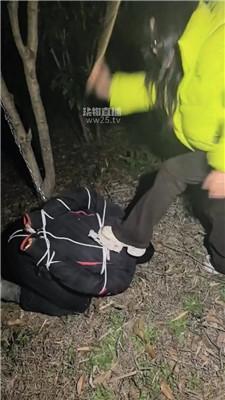 【芝芝女王】户外处刑废物奴【双视角版】 JS260308-14