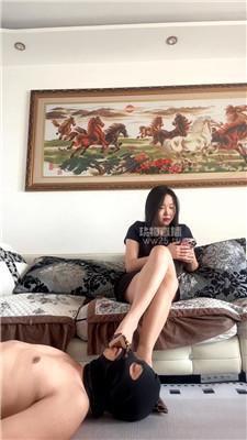 【斯羽情侣主】中指鄙视羞辱-高跟碾压踩 JS260313-4