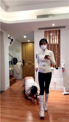 【暴力美学s】白袜女神训化人形犬 JS260317-26