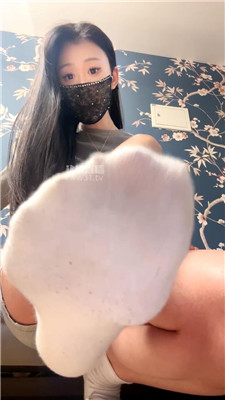 【雅雅】你只配闻臭袜子    260327-18